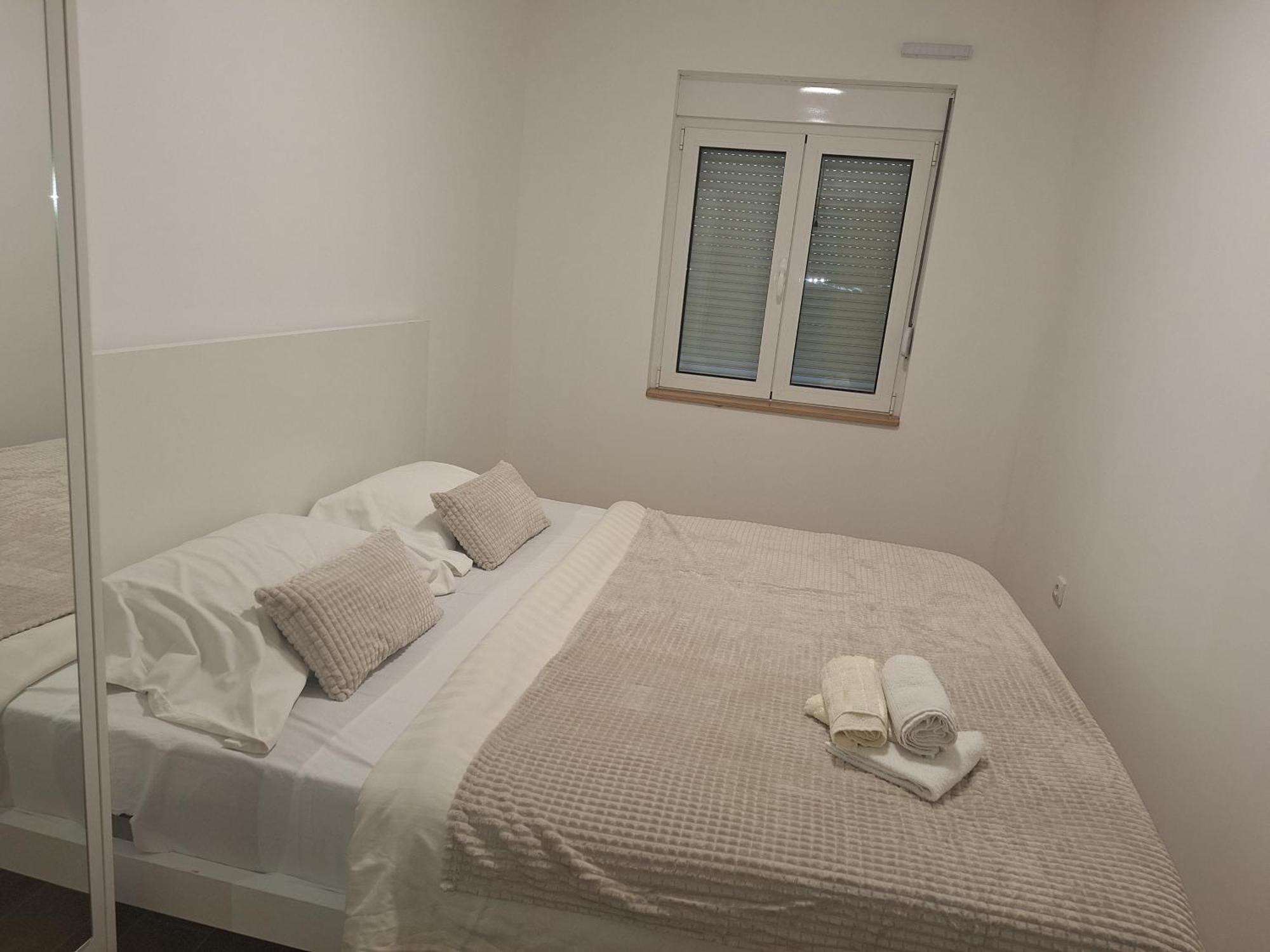 Expo Airport Otel Surcin Экстерьер фото